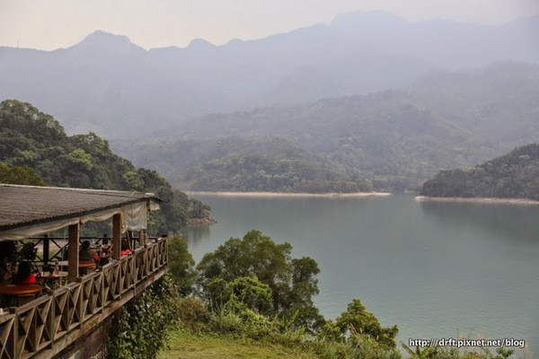 [桃園]大溪湖畔景觀餐廳～東尼咖啡TONY HOUSE        
      