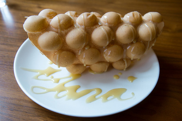 [美食] 台南 YANAcafe 人拿咖啡吧  彷彿置身香港老屋內吃著雞蛋仔