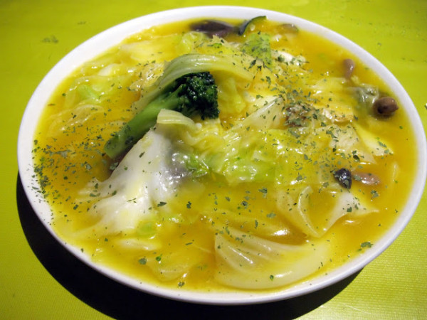 【新莊】隱身花店素食~陶花園
