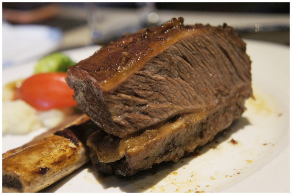 台北松山區。聯一西餐廳~台塑牛排創始者