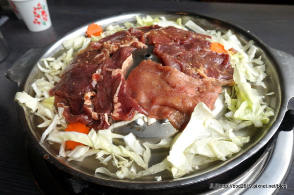 【台北大安】韓江烤肉－韓國烤肉吃到飽，肉類選擇豐富，大推拔絲