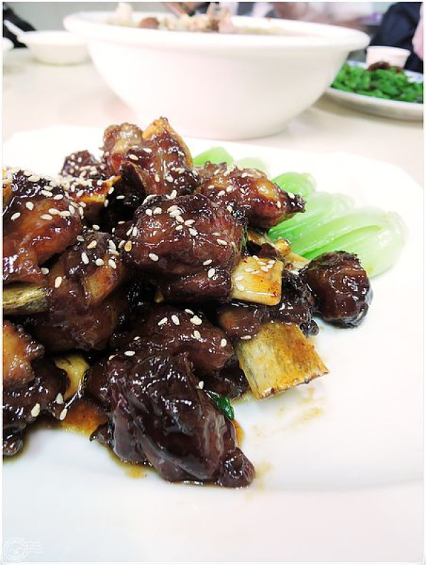 【星羽愛玩樂-高雄寶來】(1) 寶來溫泉好好玩一日遊，酸V夠勁梅子餐，梅子雞湯讓星羽回味無窮~寶來小吃部、寶來茶坊、南橫雅集。