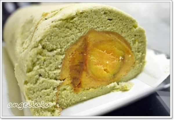 2012的台北伴手禮PK賽冠軍-2度C蛋糕，沒想到招牌低調到不能再低調了XD