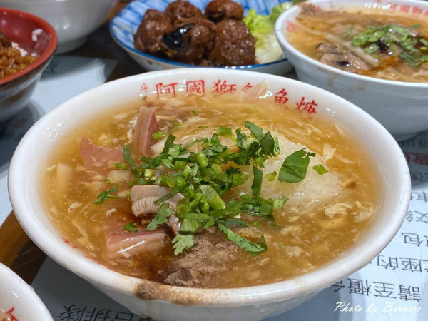阿國獅魷魚羹~超大魷魚嘴名店傳承三代的人氣小吃 @Bernice的隨手筆記