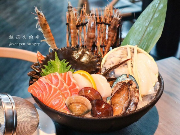 【捷運市政府站】合Shabu－活蹦亂跳的海鮮拼盤，人稱火鍋界愛馬仕的頂級鍋物
