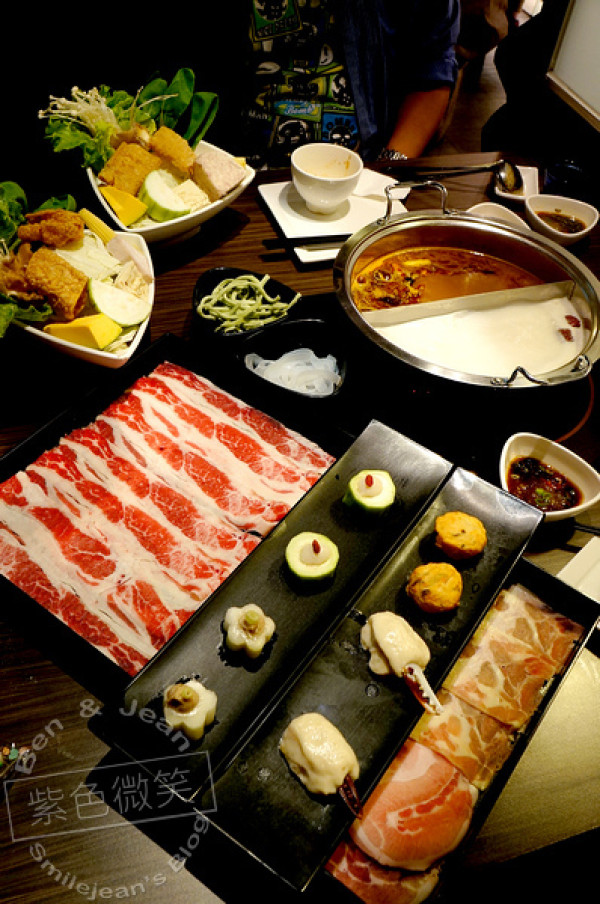 ▋宜蘭餐廳▋宜蘭市.聚北海道昆布鍋~新月廣場4F