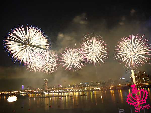 ＊台北＊ 第一次運氣就無敵好的大稻埕煙火 ⊙18Aug12⊙