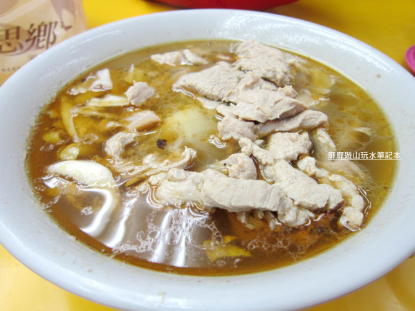 樂華夜市~莊家班萬華麻油雞