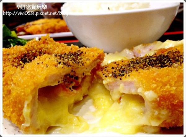 [永和。豬排]❤ 饕食屋 ❤物超所值平價厚切豚排、豬排飯 麻婆豆腐蓋飯好創意 / 近永安捷運站 頂溪站 永和國小
