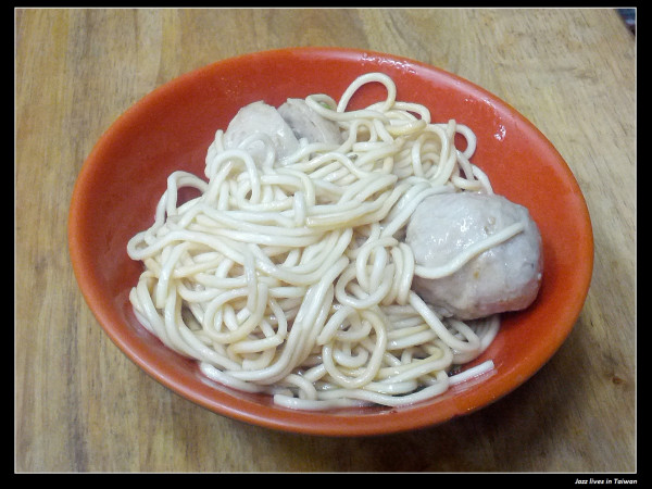 [媽祖麵]樸實的麵店, 宵夜的好地方...