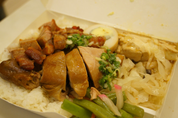 三重美食推薦-好吃"香港榮華燒臘"(食尚玩家推薦)