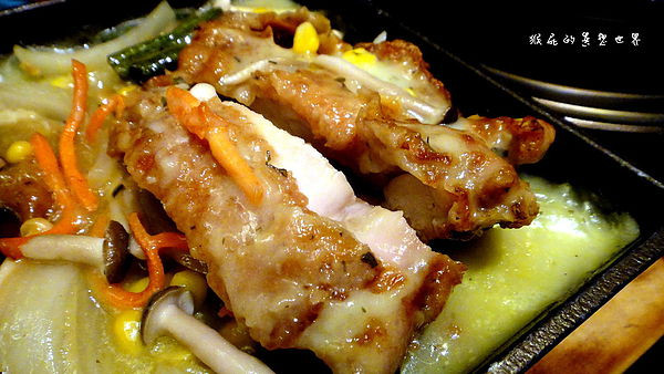 【台中中港】燈光美氣氛佳！水舞饌人間茶房！