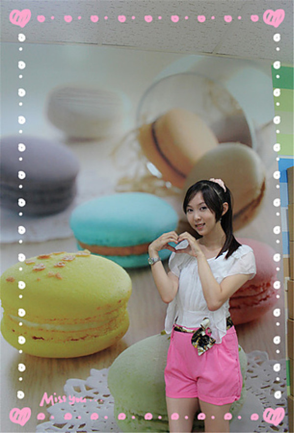 甜心眼影馬卡龍V.S繽紛腮紅乳酪,酷似彩妝的美麗下午茶--馥莉食尚烘培 