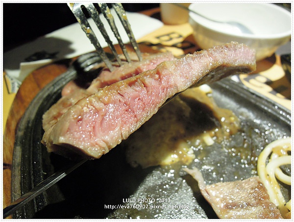 【LULU來試試】台北 士林夜市 角頭炙燒牛排(士林陽明店)價格實惠又美味