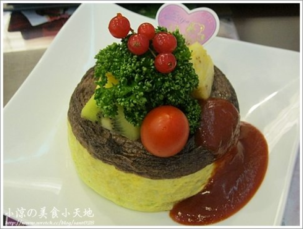 『台中。北屯區』蛋糕?蛋包飯?傻傻分不清─芙葉屋蛋糕蛋包飯