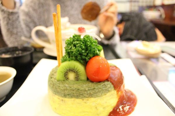 【台中。食】芙葉屋日式拉麵// 老食堂藏有創意料理 假蛋糕真蛋包飯