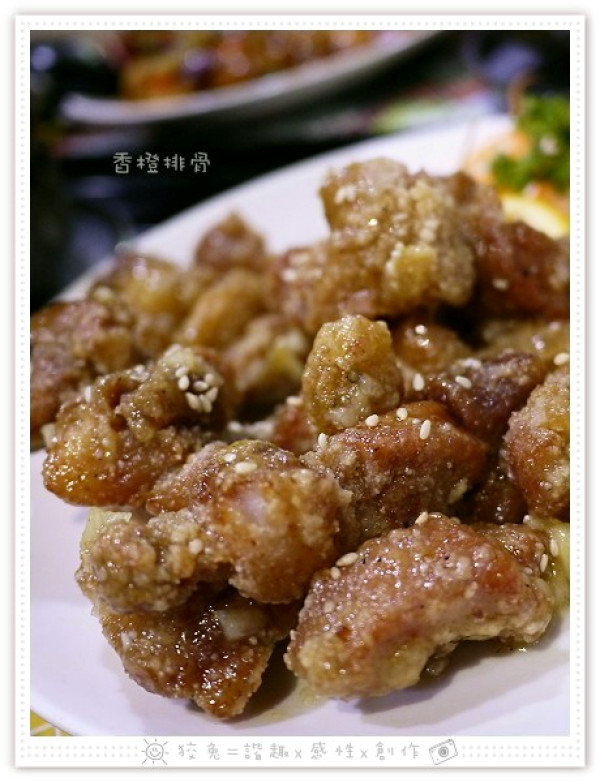 [台南食記] 小桔子~雙漾套餐之香橙排骨+牛奶火鍋VS香辣豬排+麻辣火鍋‧我居然濕身了！♥南科人專區♥