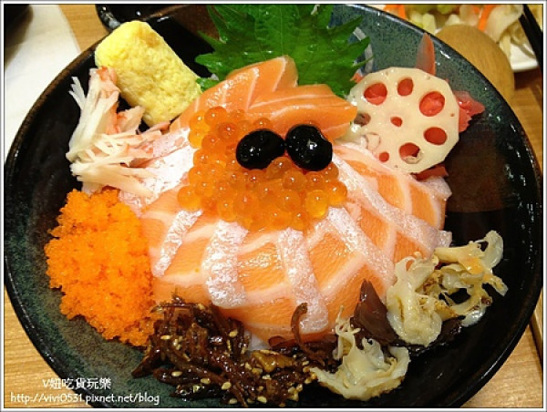 [永和。日式]❤海力士❤ 生魚片丼飯、拉麵、串燒平價小店 3種小菜、2種湯、2種飲料通通免費喔 (內附菜單)