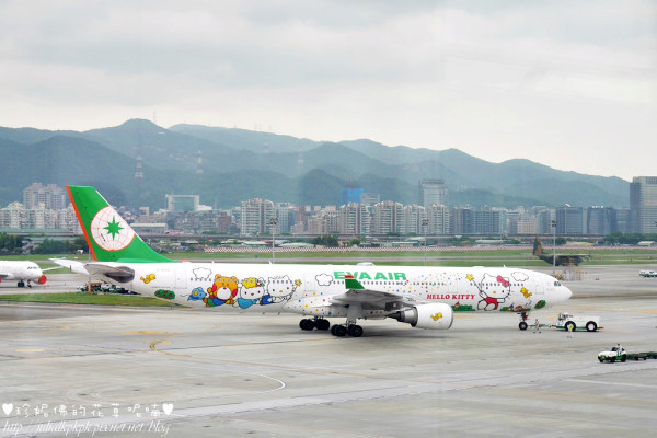 【台北-松山區】捷運文湖線：松山機場觀景台看飛機起降