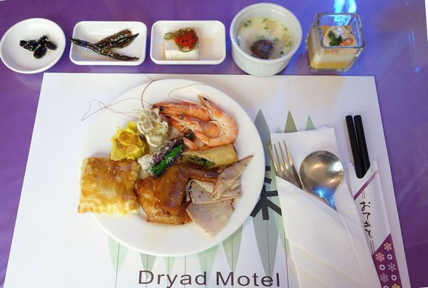 台南 青森Dryad時尚餐廳~自助式早餐((9月底前有買一送一活動))        
      