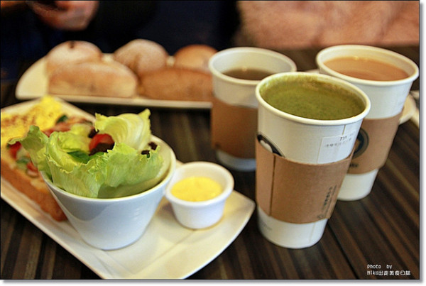 『台中美食』美好的堅持、精緻的品質-Oui cafe 好咖啡（台中青海店）內有優惠訊息喔^^