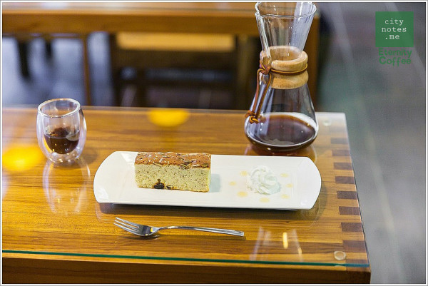 永恆咖啡‧烏煙瘴氣的盧安達？