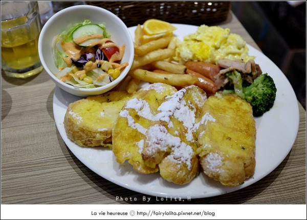 《中和♥食記》Pasro波思若創意料理。大份量精緻早午餐，吃飽飽迎接元氣的一天！