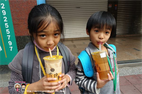 ♥飲料店推薦♥▋台北首採茶水舖-永和樂華總店 樂華夜市旁必喝▋LV級高大牧場鮮奶產地直送 我要變心不喝大菀子了