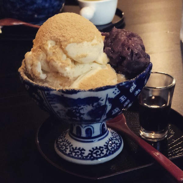 【美食】台中東區─茶寮侘助。私心推薦一定要來訪的日本抹茶甜點店，還有超道地日本咖哩烏龍麵~要提前一個月預約才吃得到喔!