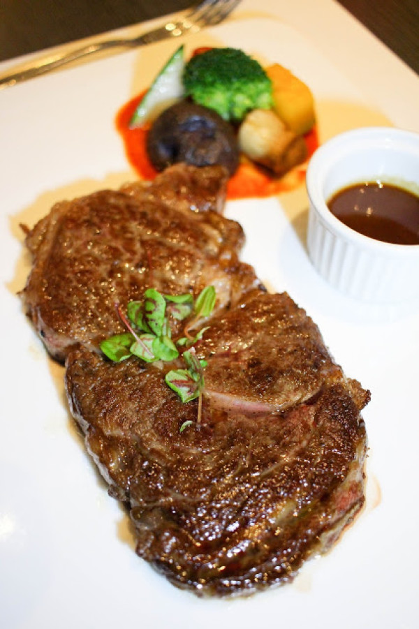 
台中~aqua水相餐廳~
