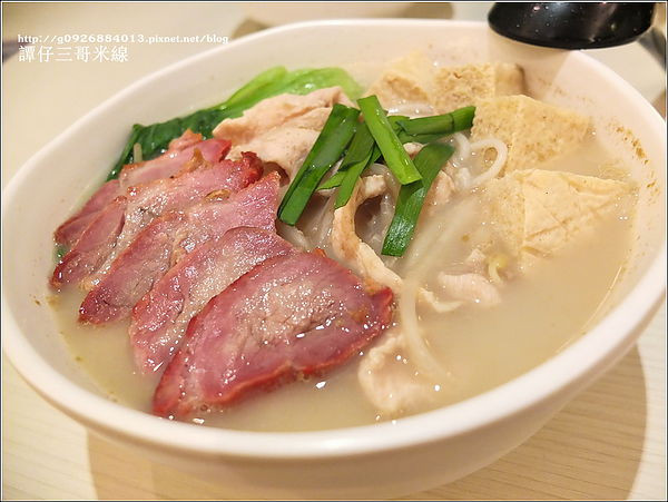 【台北市】延吉街「譚仔三哥米線」米其林推薦平價小吃。客製化自選配料。俗擱大碗a好味道