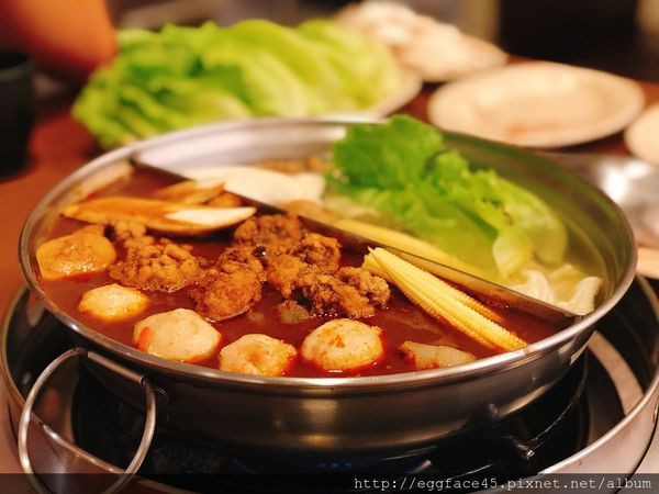 [新北美食] 最好吃的鴨血豆腐「齊味麻辣鴛鴦火鍋 (蘆洲長樂店)」#蘆洲必吃 #傳統老店 