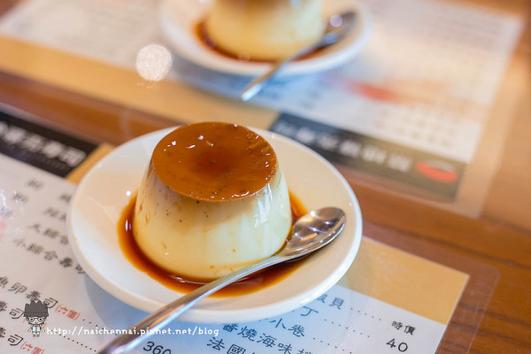 多款壽司組合。外帶人潮不斷地的築地壽司專賣店