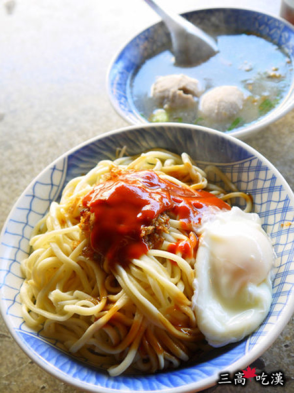 [統整食記] 新竹－新源市場吃一吃 (葉記黑豬肉水餃、新源街麵店、新源豆花、無名滷味攤、豐功饅頭店、高家北方大陸餅、胡椒蔥燒餅)