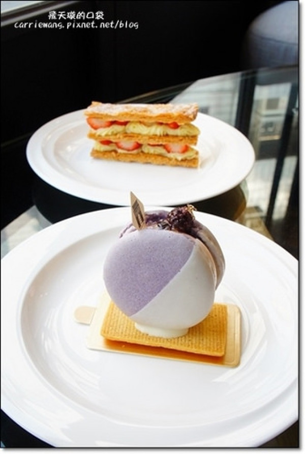 【台中蛋糕甜點】i sweet法國甜點沙龍。Bistro88甜點工作室，空間明亮，甜點可愛