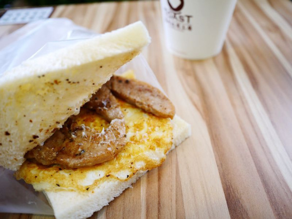 【台北】西門 麥町吐司工房 不用等中秋就能吃中秋烤肉蛋吐司♥♥♥