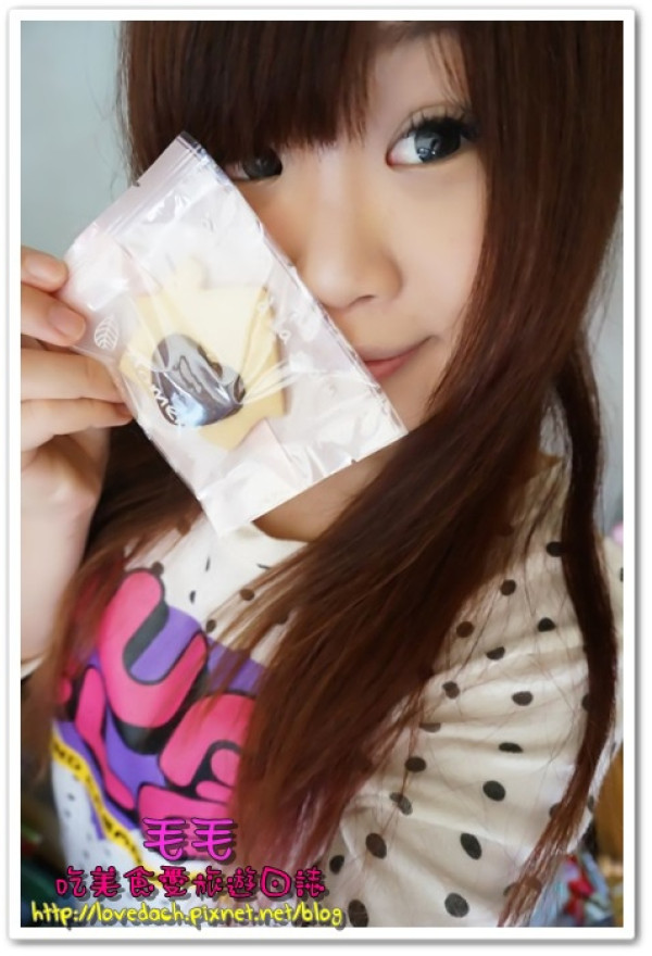 試吃。【Amoureux 純愛甜心】滿滿的餅乾禮盒，餅乾控請鎖定，少油少糖好順口