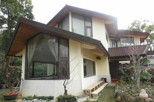 【苗栗西湖】豪宅內喝咖啡?限定營業只有開六日的咖啡館❤馨藝庭