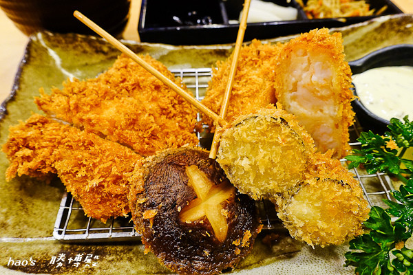 【台北大安】勝博殿 SOGO忠孝店 捷運忠孝復興站美食 - 皮酥肉嫩厚切海老排、適合聚餐的日式炸豬排老店，富邦食神幫活動，刷富邦卡滿千折百 (邀約)