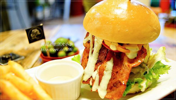 【食記/新北市】來個不一樣的早午餐～利用廢棄物，打造優質的用餐環境♪♪癈墟Fresh Brunch♪♪ 