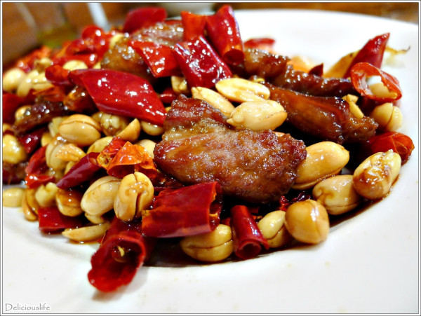 【新北新店區】碧峰潭餐飲啤酒屋 平價熱炒