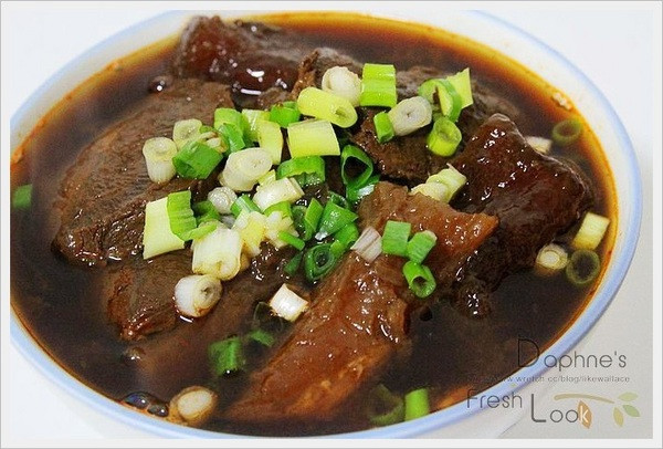 一個人的小確幸 一麵之間 牛肉麵料理包        
      