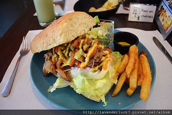 ☆台中西區Traveling Time-旅行食光 