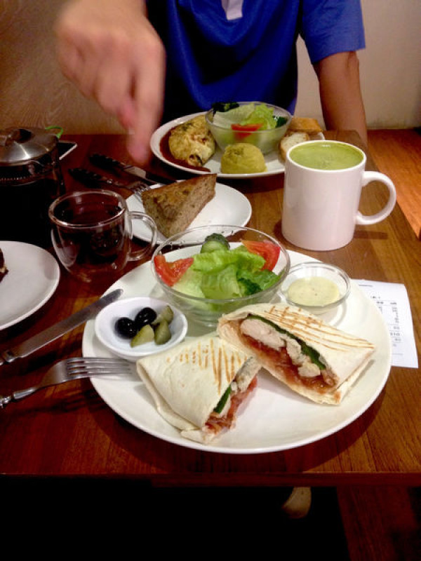 ［汐止］每樣都來一個的牧童咖啡