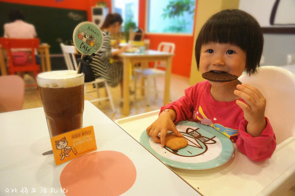 <親子友善餐廳>進入活潑可愛的用餐環境，和"創意搞怪的插畫人物"一起共度下午茶@新竹竹北 阿朗基Aranzi Cafe