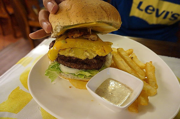 新竹 東區-重開於金山街的KING POTATO 平價美式漢堡