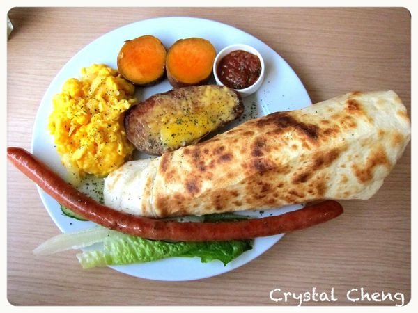 【台中好食推薦】傑米現代茶館 太犯規滿到超界 吃一餐飽整天的超值早午餐!