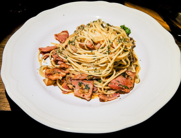 台北 捷運南京東路站 吃平價義大利麵的好選擇 11 pasta 食義