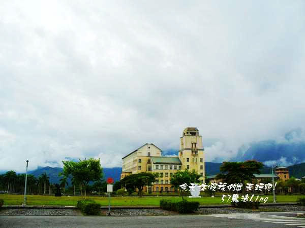 東華大學。整個建築像極了歐式城堡。這學校真美。