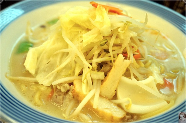 台北 捷運台北車站 Ringer Hut長崎 強棒麵~缺菜的你該來碗